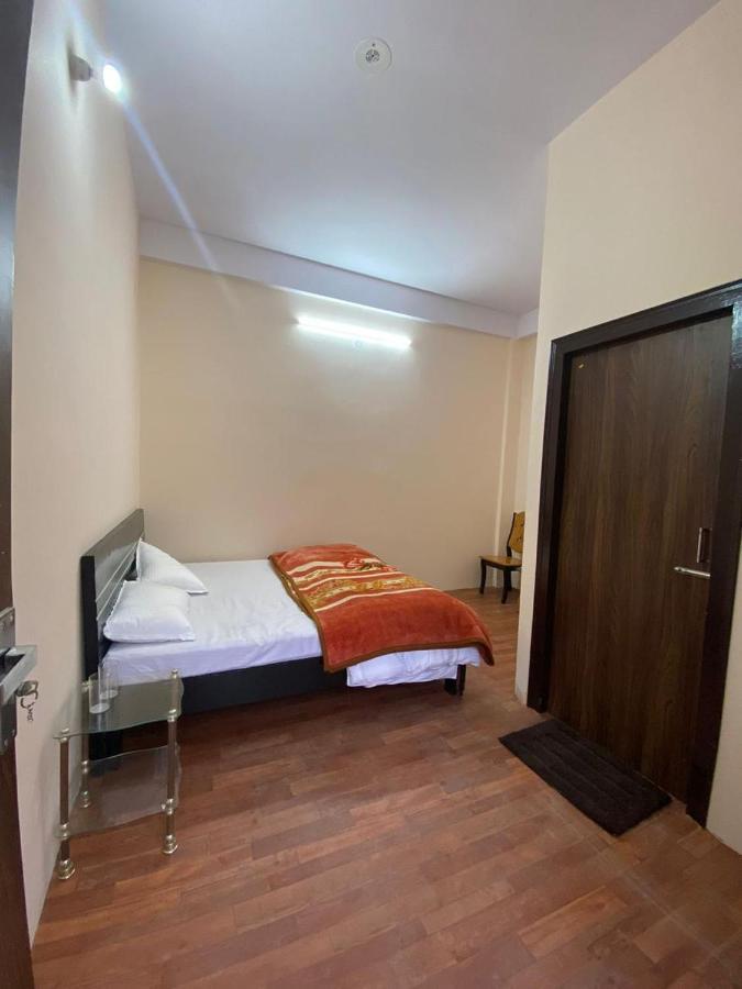 Chirag Homestay Kainchi Nainital Exterior photo