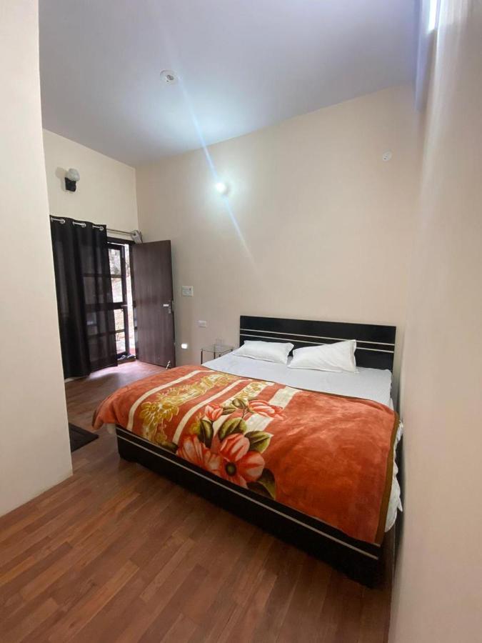 Chirag Homestay Kainchi Nainital Exterior photo